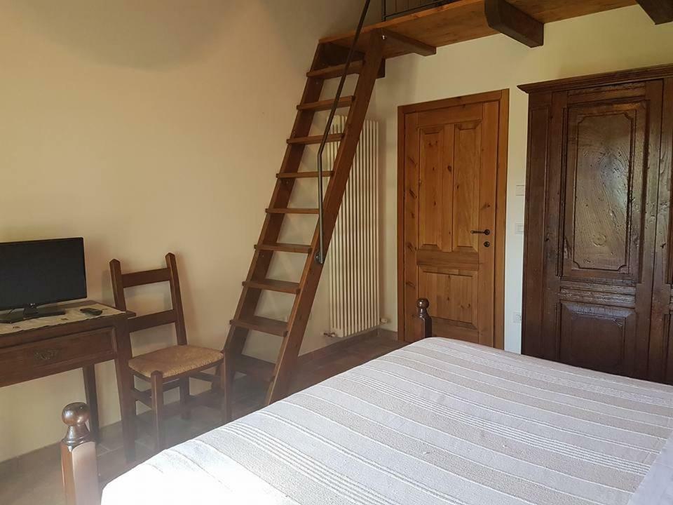 Agriturismo Il Falco Del Monte Fumaiolo Alfero 外观 照片